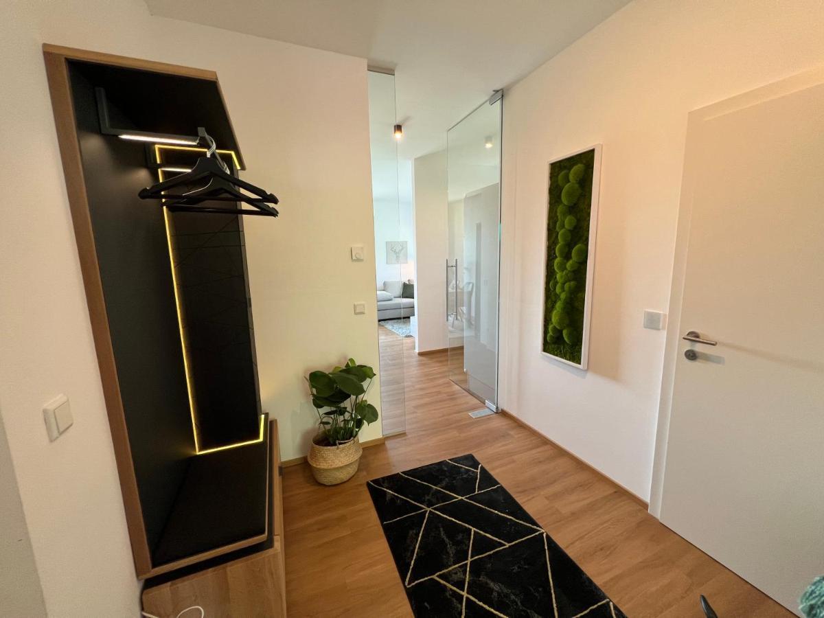 غراتس Designapartment Blue Sky -55M2-Free Parking & Wifi المظهر الخارجي الصورة